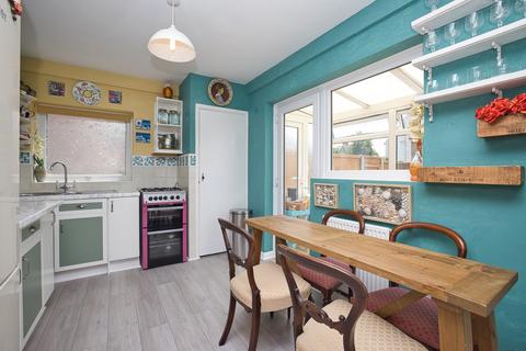 2 bedroom flat for sale, Victoria Road, Ramsgate, CT11