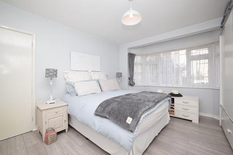 2 bedroom flat for sale, Victoria Road, Ramsgate, CT11