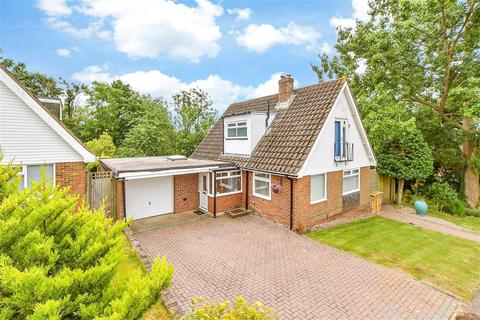2 bedroom detached bungalow for sale, Lawn Close, Tenterden, Kent