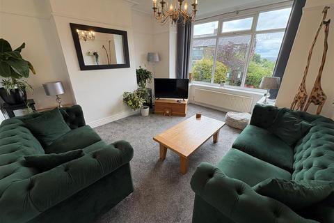 3 Fieldway, Clayton, Bradford, BD14 6RP
