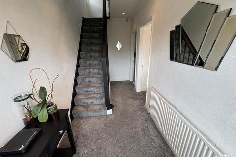 3 Fieldway, Clayton, Bradford, BD14 6RP