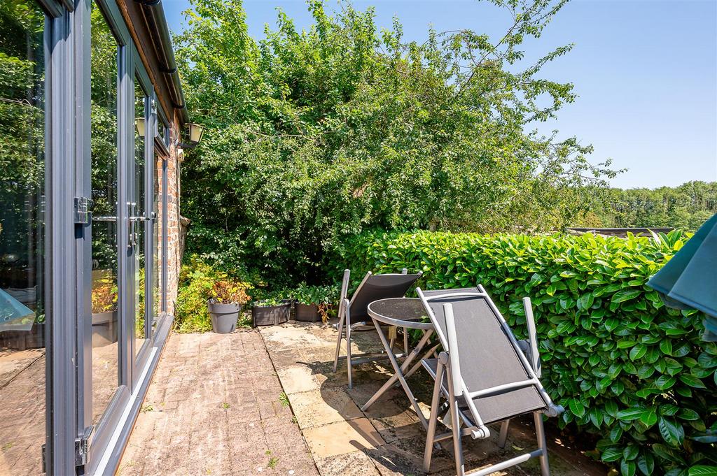 Cottage Patio