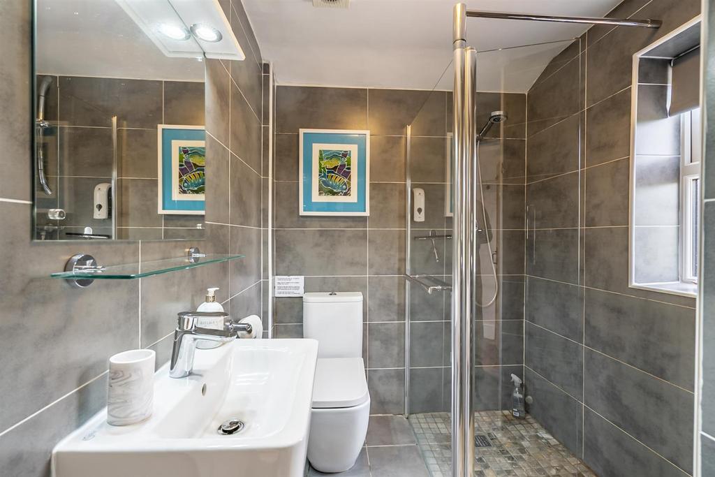 Cottage Shower Room