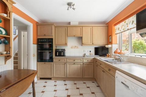 4 bedroom detached house for sale, Townsend Way, Bridport