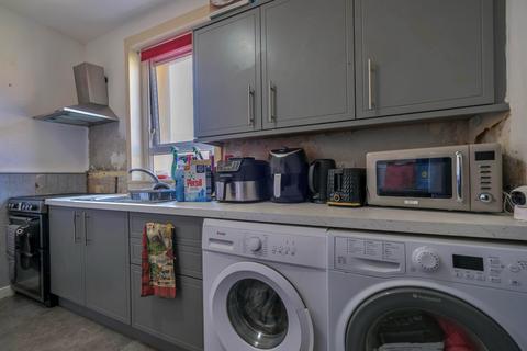 17 Glendyne Place, Sanquhar, DG4 6AZ