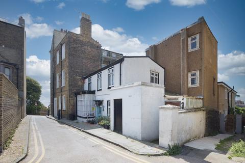 3 bedroom terraced house for sale, Abbots Hill, Ramsgate, Kent, CT11