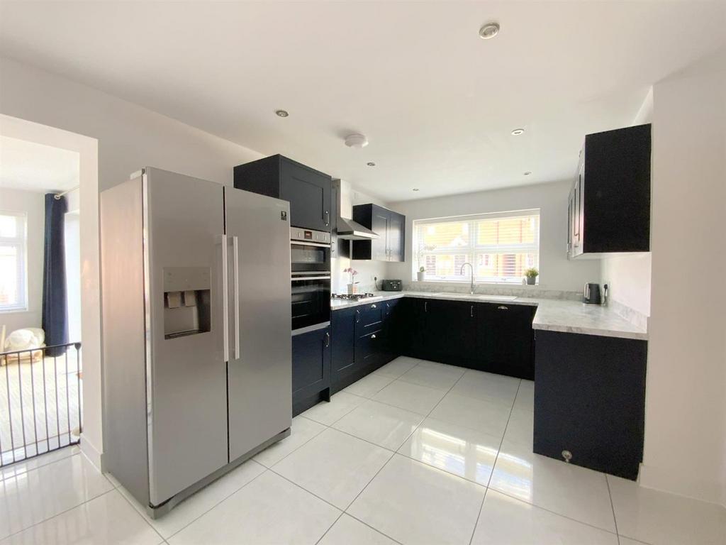 Resized IMG 9560..jpg