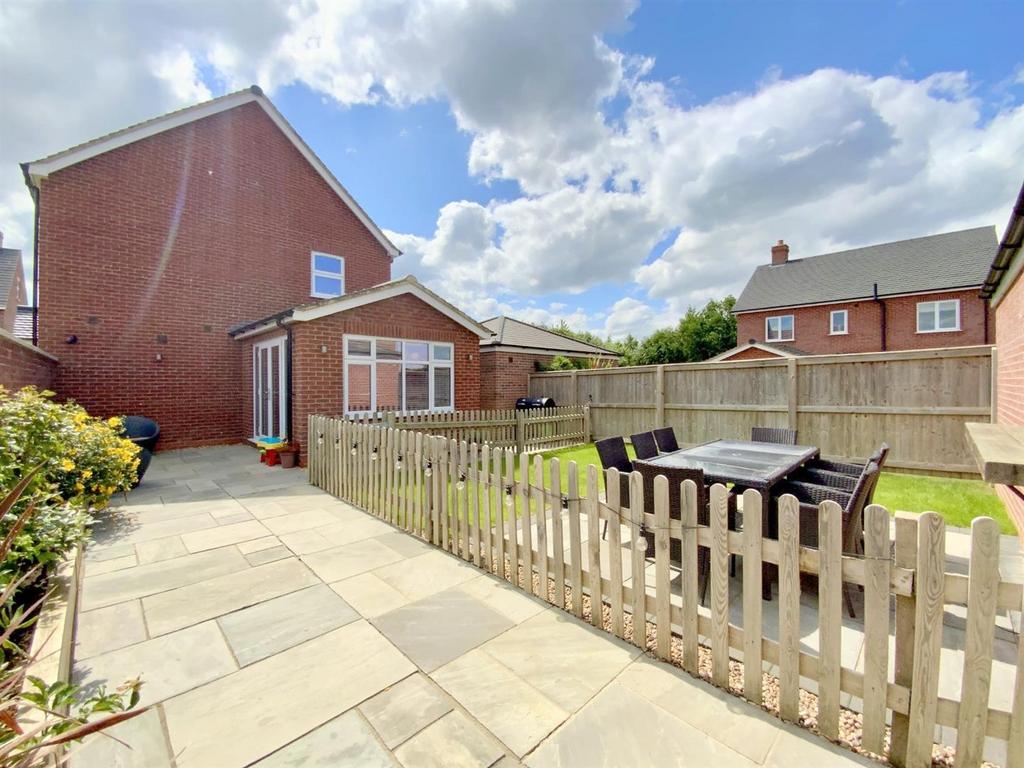 Resized IMG 9568..jpg