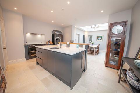 5 bedroom terraced house for sale, 26 Clarence Street, Dartmouth TQ6