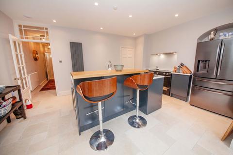 5 bedroom terraced house for sale, 26 Clarence Street, Dartmouth TQ6