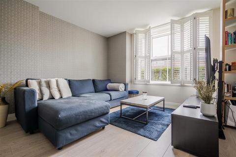 2 bedroom apartment for sale, Greenwich Court, Windsor