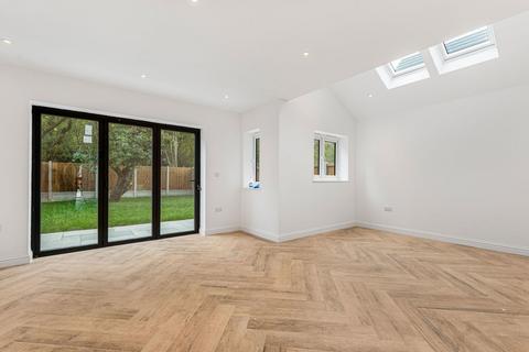 3 bedroom semi-detached house for sale, The Street, takeley CM22