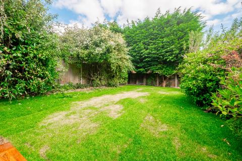 1 Althorpe Close, Hockley, SS5 4XF