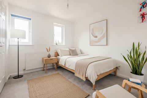 1 Althorpe Close, Hockley, SS5 4XF