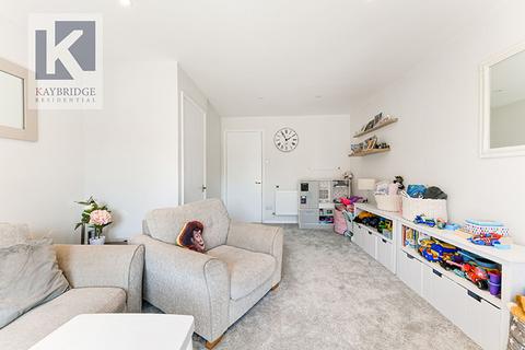 2 bedroom end of terrace house for sale, Pemberley Chase, West Ewell, KT19