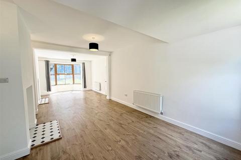 4 bedroom semi-detached house for sale, Thornhill Road, Streetly, Sutton Coldfield