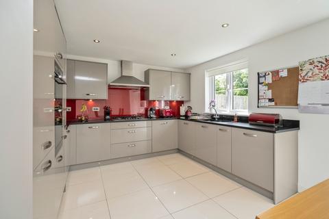 18 Blackchapel Road, Edinburgh, EH15 3QU