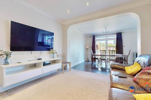5 bedroom semi-detached house for sale, Burnsway, Hounslow
