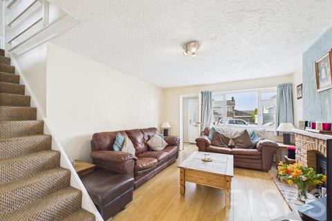 4 bedroom semi-detached house for sale, Meadway, Benfleet, SS7