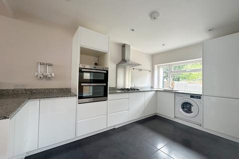 181 Upper Bridge Road, Chelmsford, CM2 0AY
