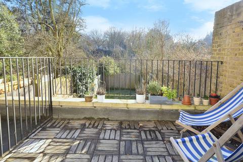 2 bedroom flat for sale, Windmill Road, Wandsworth Common, London, SW18