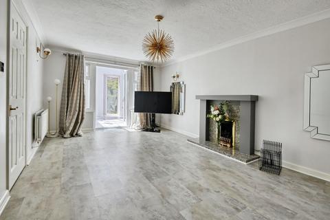 4 bedroom house to rent, Arun Way, Sutton Coldfield, West Midlands