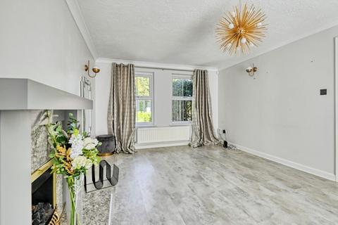 4 bedroom house to rent, Arun Way, Sutton Coldfield, West Midlands