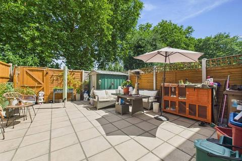 3 bedroom terraced house for sale, Nursery Close, Feltham, Middlesex, TW14