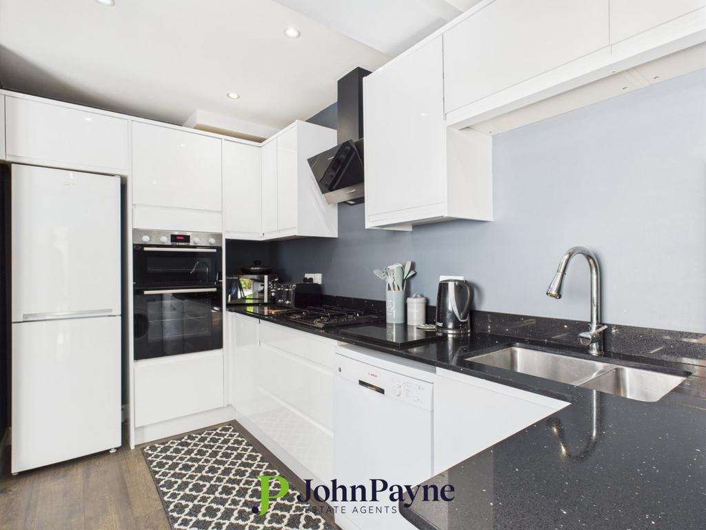 Fitted Kitchen