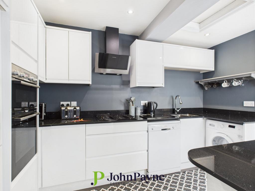 Fitted Kitchen