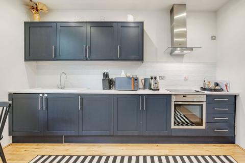 1 bedroom flat to rent, Hyde Park Place, London W2
