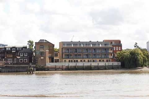 2 bedroom penthouse to rent, Rainville Road, London W6