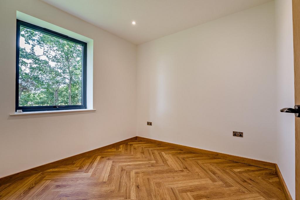 Family Room/Bed 4