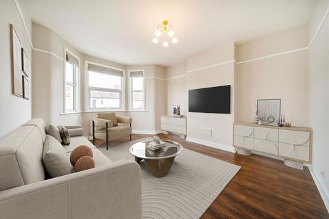 3 bedroom flat for sale, Myddleton Road, London N22