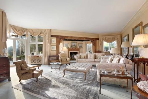 6 bedroom detached house for sale, Hitcham Lane, Taplow, Buckinghamshire, SL6