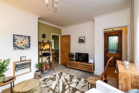 2 bedroom end of terrace house for sale, Trenchard Close, Newton