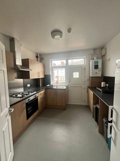 2 bedroom flat to rent, Uplands, Swansea SA2