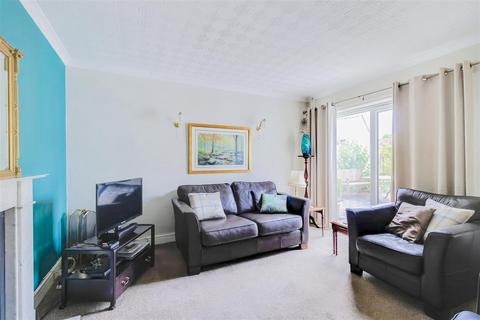 undefined, Clas Illtyd, Whitchurch, Cardiff