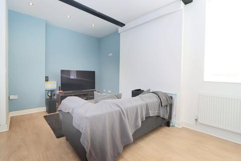 2 bedroom flat for sale, Plimsoll Street, Kidderminster, DY11