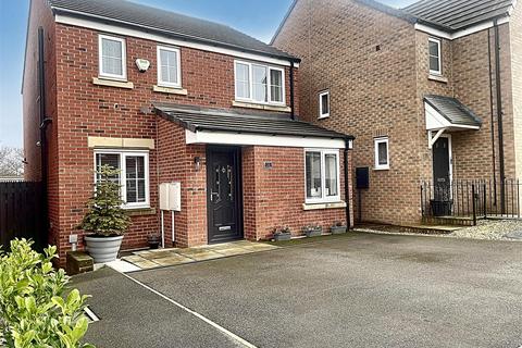 4 bedroom detached house for sale, Kestrel Road, Redbrook S75 1AL
