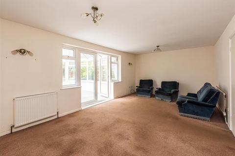 4 bedroom detached house for sale, 209 Common Road, Wombourne, Wolverhampton