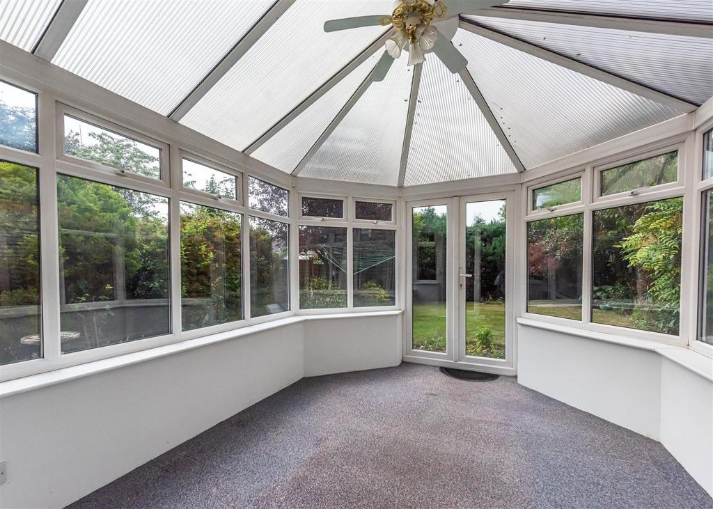 209 Common Road-Conservatory.jpg