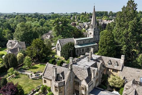 2 bedroom retirement property for sale, Prebendal Court, Station Road, Shipton-Under-Wychwood
