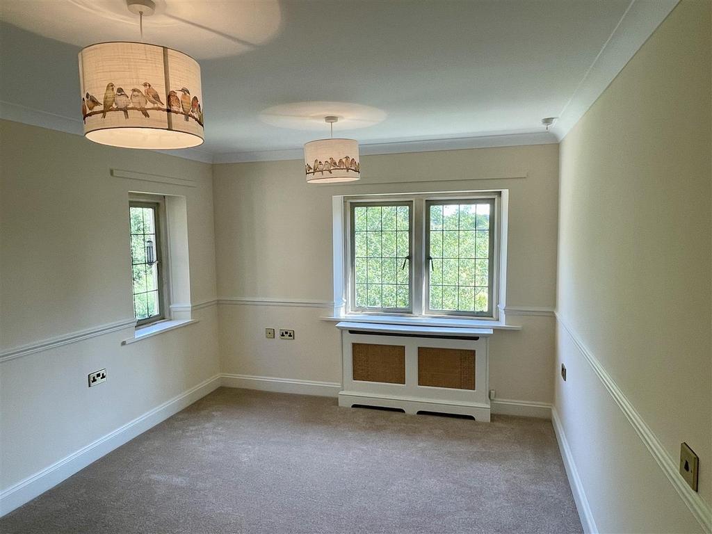 Bedroom 1.JPEG