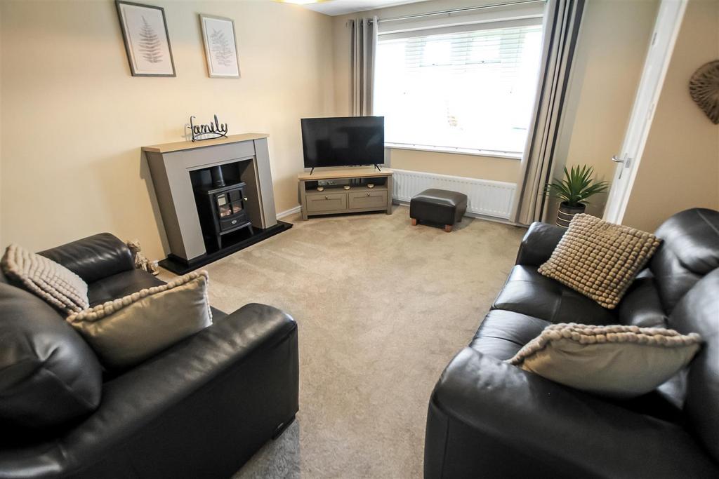 Living Room.jpg