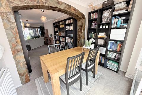 22 Ipswich Crescent, Birmingham, B42 1LY