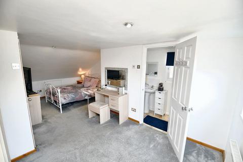 3 bedroom semi-detached house for sale, Abbey Road, Tyldesley, M29