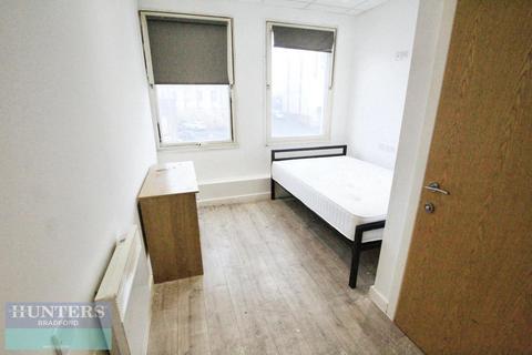 1 bedroom in a house share to rent, Colonnade House, Sunbridge Road, Bradford, West Yorkshire, BD1