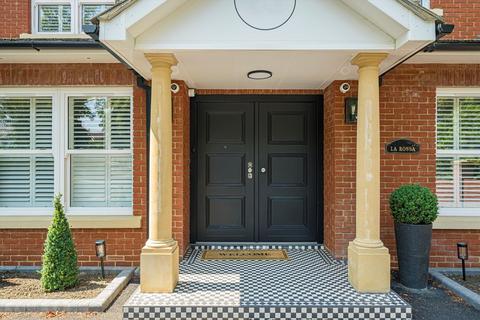 undefined, The Avenue, Sunbury-On-Thames TW16