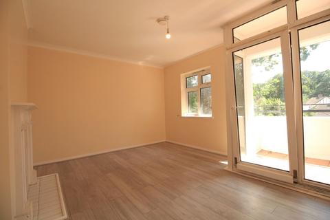 3 bedroom apartment for sale, John Newton Court, Welling